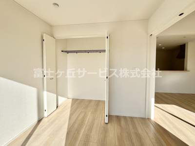 【収納】 | 磐田市豊岡 10期 新築一戸建て 2号棟 | クローゼットが付いています