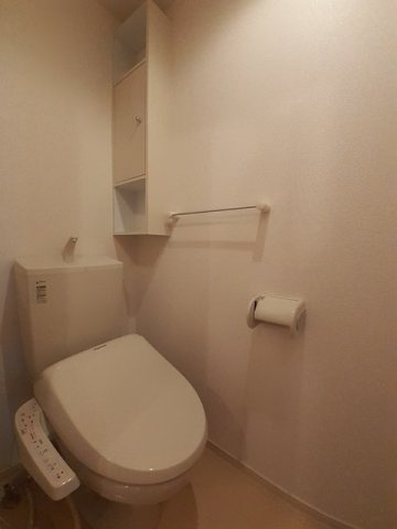 ブルースカイ幸和Ⅰのトイレ|シンプルで使いやすいトイレです