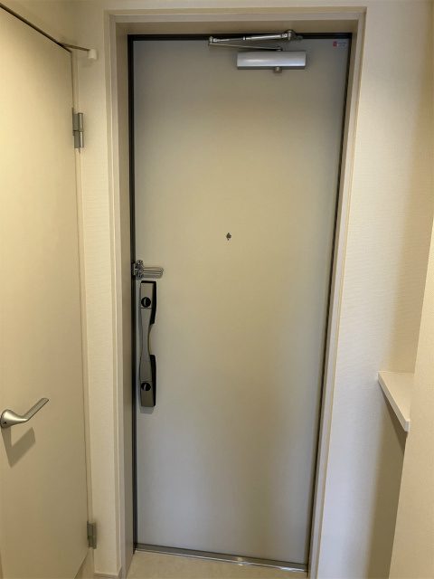 リブリ・検見川浜の玄関|落ち着いた玄関です