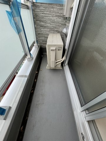 リブリ・検見川浜のバルコニー|外からの目が気にならないバルコニーで洗濯物が干せます