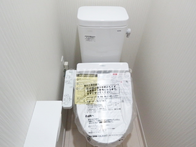 ルミエール赤羽のトイレ|嬉しい温水洗浄便座完備です☆