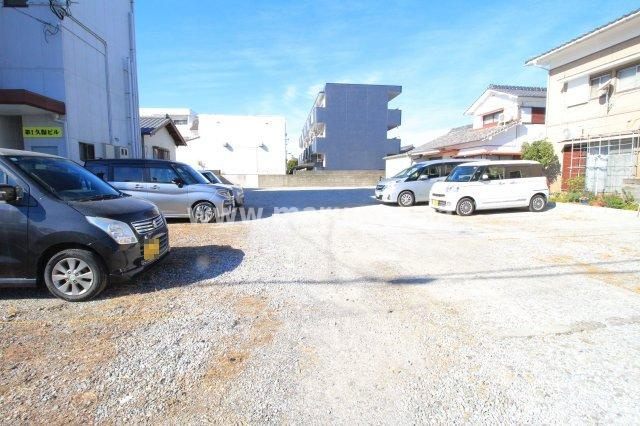 大淀3丁目駐車場