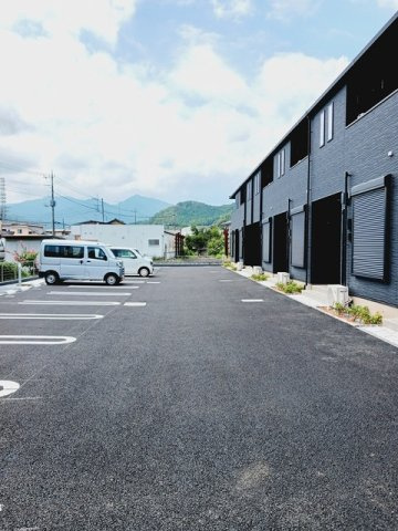 駐車場に車を止められます