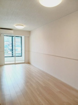 こちらのリビングで趣味の時間をお楽しみください