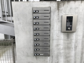 ゆとりのあるエントランスです