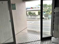 毎日通るエントランスはこのようになっています