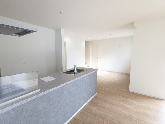 日立市大久保町　1期の居間・リビング|リビング階段で家族のコミュニケーションが生まれます