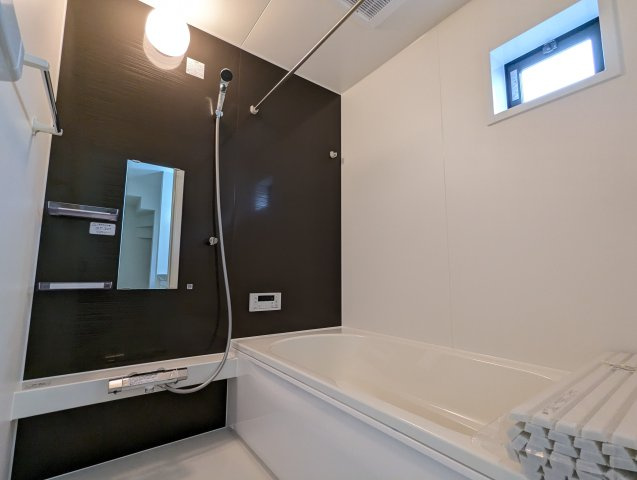 日立市大久保町　1期の浴室|足が伸ばせる浴槽で、一日の疲れを癒してください～！リラックスタイムを～