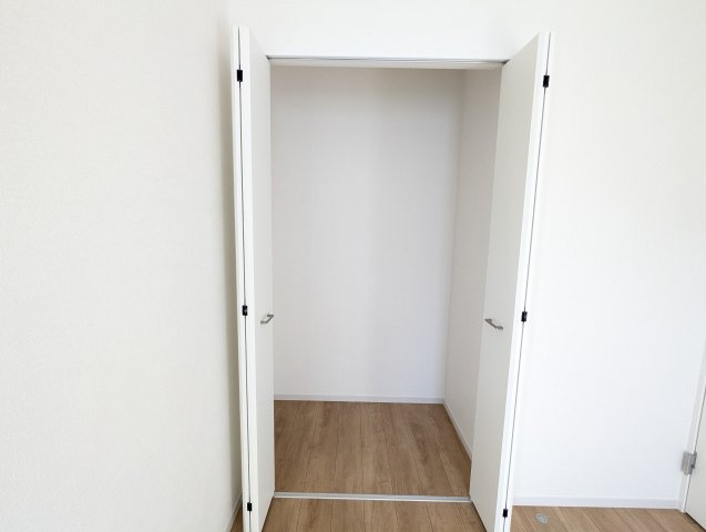 日立市大久保町　1期の収納|各お部屋に収納があり、お部屋がすっきりとお使いいただけます。