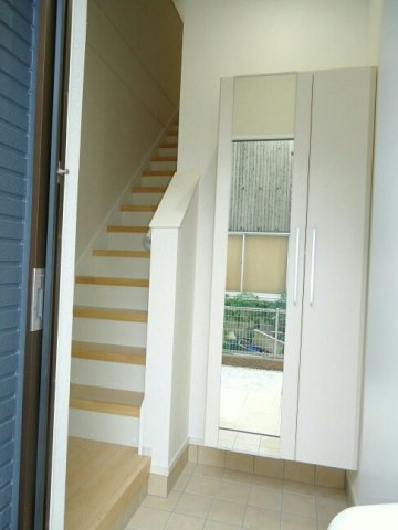 グランディアス．Ⅱの玄関