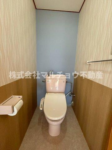 コーポ五月のトイレ|ゆったりとした空間のトイレです