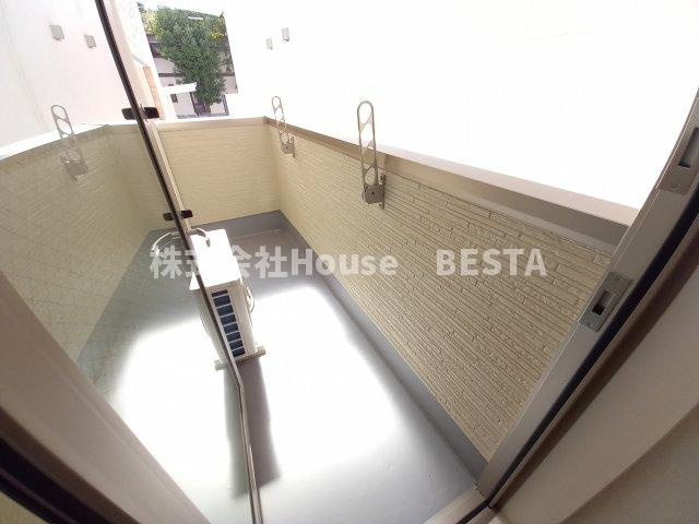 フジパレス神戸本町ウエストのバルコニー