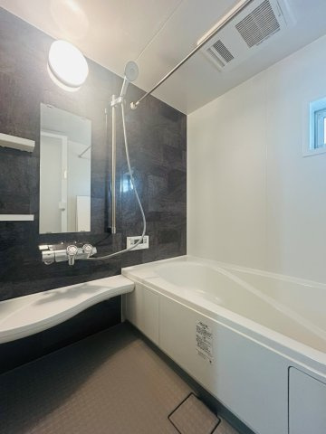 昭島市田中町一丁目戸建のトイレ