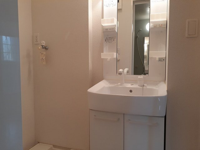 ノ－スコア北府Ⅲの洗面所