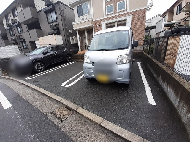 ミニヨンの駐車場