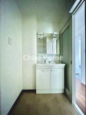 グリーンパーク六木2の独立洗面台|洗面化粧台