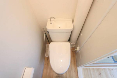 【トイレ】 | ビレッジハウス葛ノ葉5号棟 | ビレッジハウスの同一物件・同一タイプの間取りの写真です