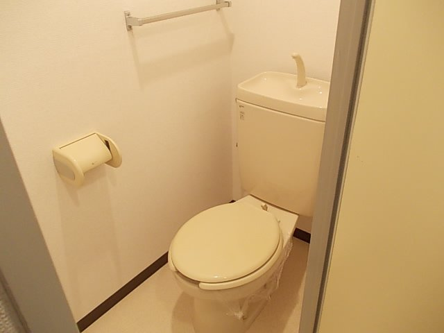 アネックス今在家のトイレ