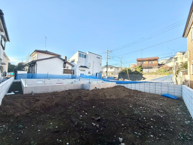 練馬区関町北4丁目　新築戸建の外観|現地ご見学希望・資料請求などお気軽にお問い合わせ下さい！
03-5990-5201