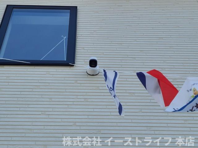 【新築戸建】　いわき市錦町第31　ラスト1棟！の防犯設備|玄関の上に防犯カメラが設置されています