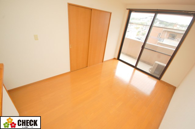 【居間・リビング】 | エクセルステージ・相田戸建（一部エクセルステージ駐車場） | 401号室（3DK）リビング