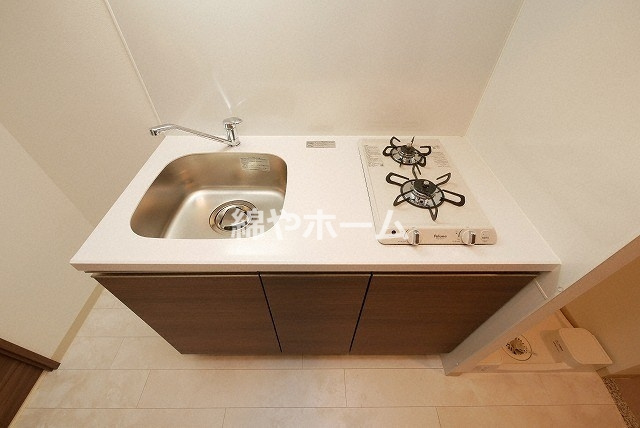 エステムコート難波サウスプレイスVIIIハイドのキッチン|キッチンでお料理をお楽しみください