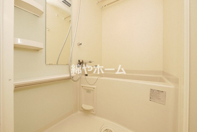 エステムコート難波サウスプレイスVIIIハイドの浴室|日々の暮らしに欠かせないお風呂です