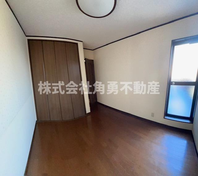 平塚市広川　中古一戸建ての洋室|洋室