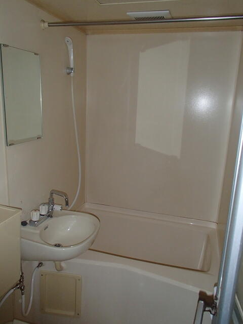 ハイツオザワの浴室