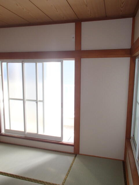 ハイツオザワの和室