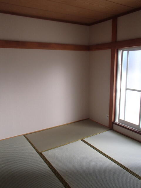 ハイツオザワの和室