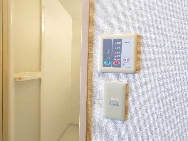 レオパレスアズール新大阪のその他