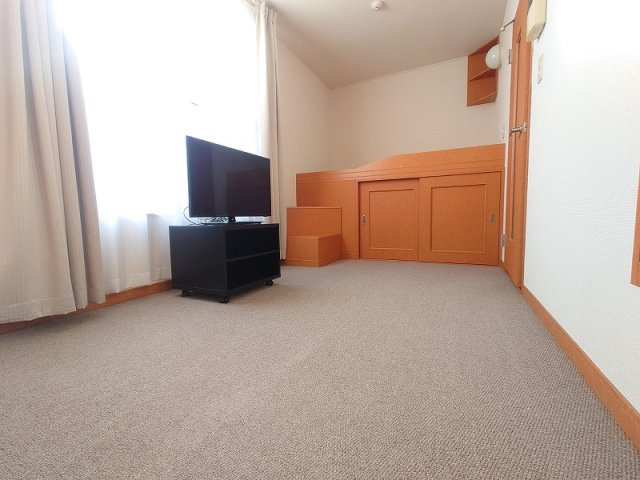 レオパレスアズール新大阪の寝室