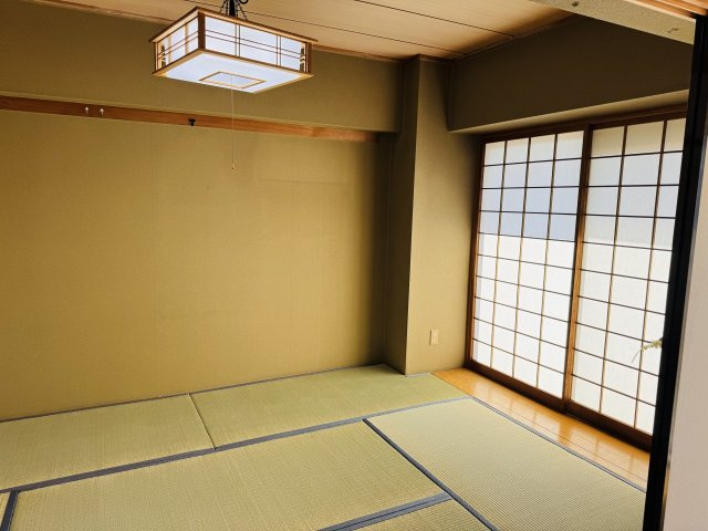 フジタ八王子マンションの和室|～リビングに隣接している6.0帖の和室です～