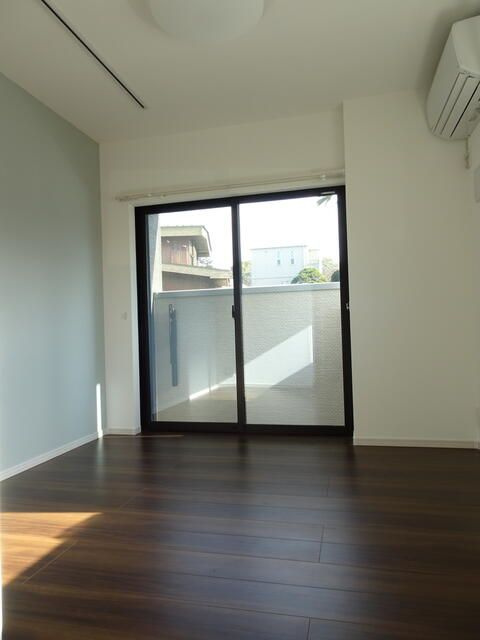 メルディア東大宮の居間・リビング