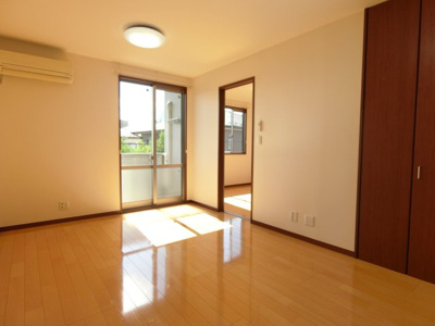 【居間・リビング】 | プレジールA棟 | イメージ202号室の写真