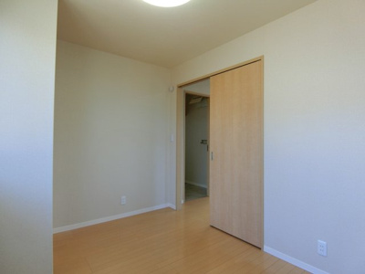 【洋室】 | カーサ・ヴィアソーレ