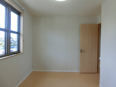 【洋室】 | カーサ・ヴィアソーレ