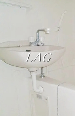 【洗面所】 | グリーンヒルズ | 洗面台です。