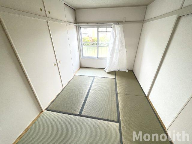 鶴山台50号棟の和室