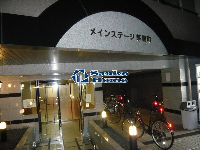 メインステージ茅場町のエントランス