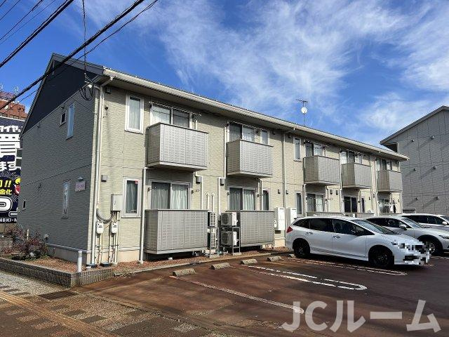 ドマーニ木田の駐車場