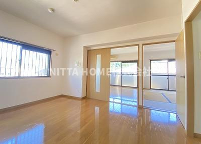 SKY新庄Ⅱの居間・リビング|お部屋は最上階です★