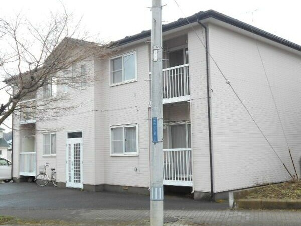 メゾンリリーフ長岡 C棟の外観