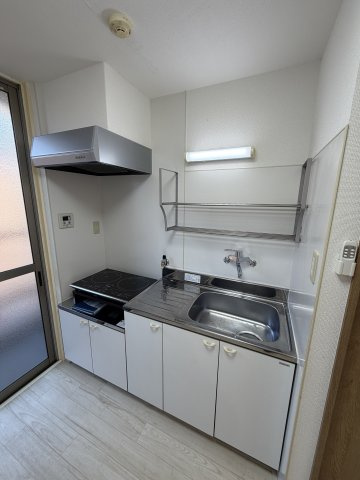 マンション平和のキッチン