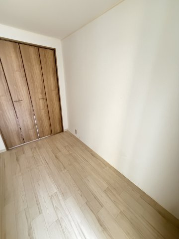 マンション平和の寝室