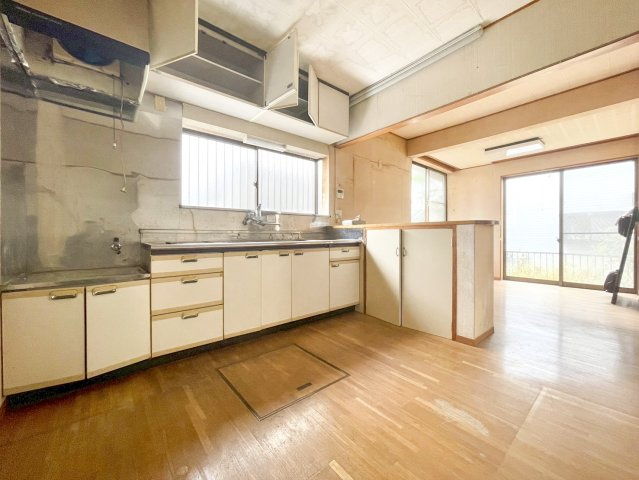 あきる野市舘谷　中古戸建のキッチン