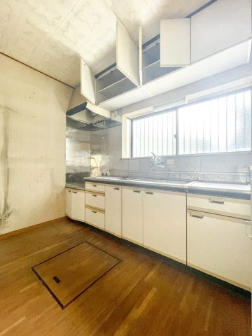 あきる野市舘谷　中古戸建のキッチン