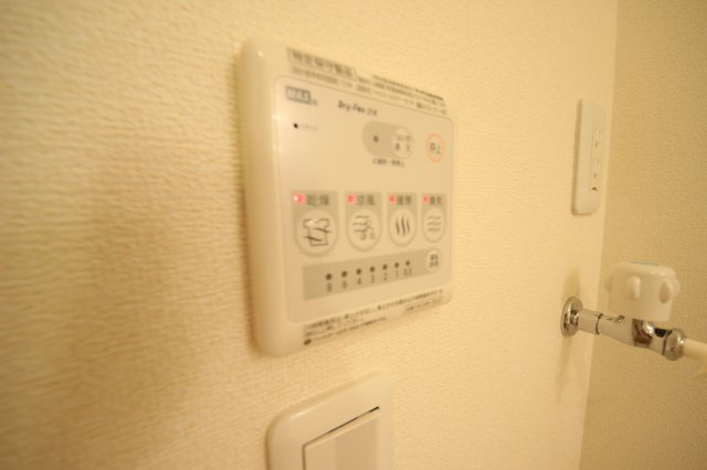 アスカＦの設備|浴室乾燥機パネルです