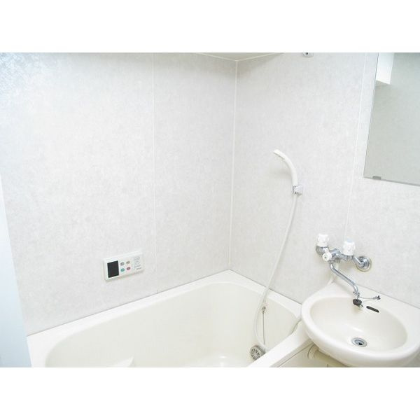 グランデ瓦町の浴室